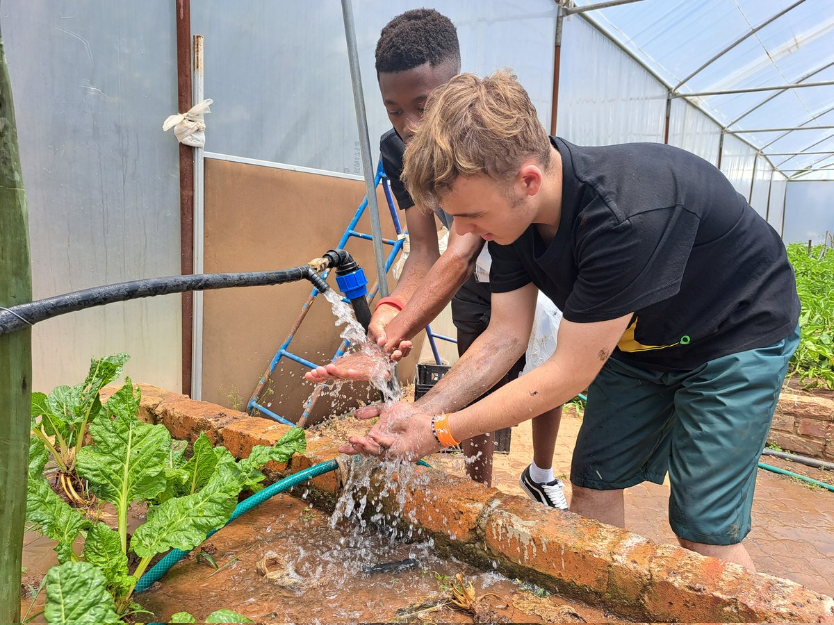NYDARSA's tweet photo. The purpose of the seven-day Youth Camps is to provide a platform for young people to learn about leadership, social cohesion, nation building, entrepreneurship as well as character building. 

#10thEditionYouthCamp #ReconciliationMonth #YouthCamp2022 #southafrica https://t.co/XQ1GZUxYEs