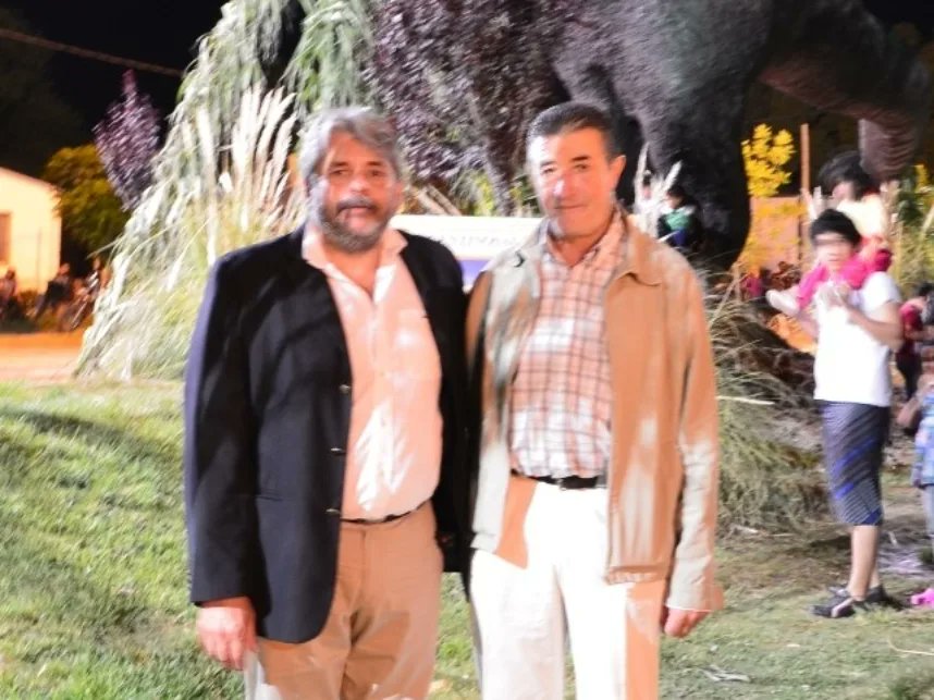 AlbrieuLuis's tweet photo. Hace 77 años nació Villa Alberdi, barrio de sacrificio, trabajo y buena gente.
Con el cariño de siempre, les deseo un feliz aniversario!!!!
#CompromisoConRegina🧡 https://t.co/aT4jf6irlY