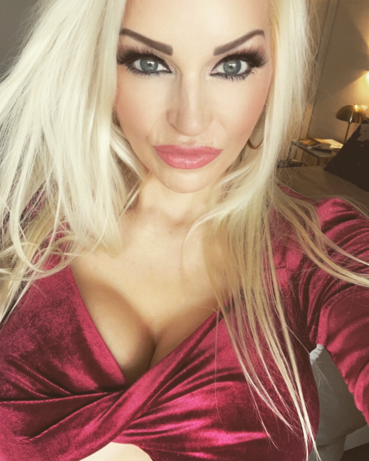 TW Pornstars - Sandy226. Twitter. My new Christmas Dress. You like it?  🎄🌟💦 #Sandy226 #sexyjacky. 12:36 PM - 8 Dec 2022