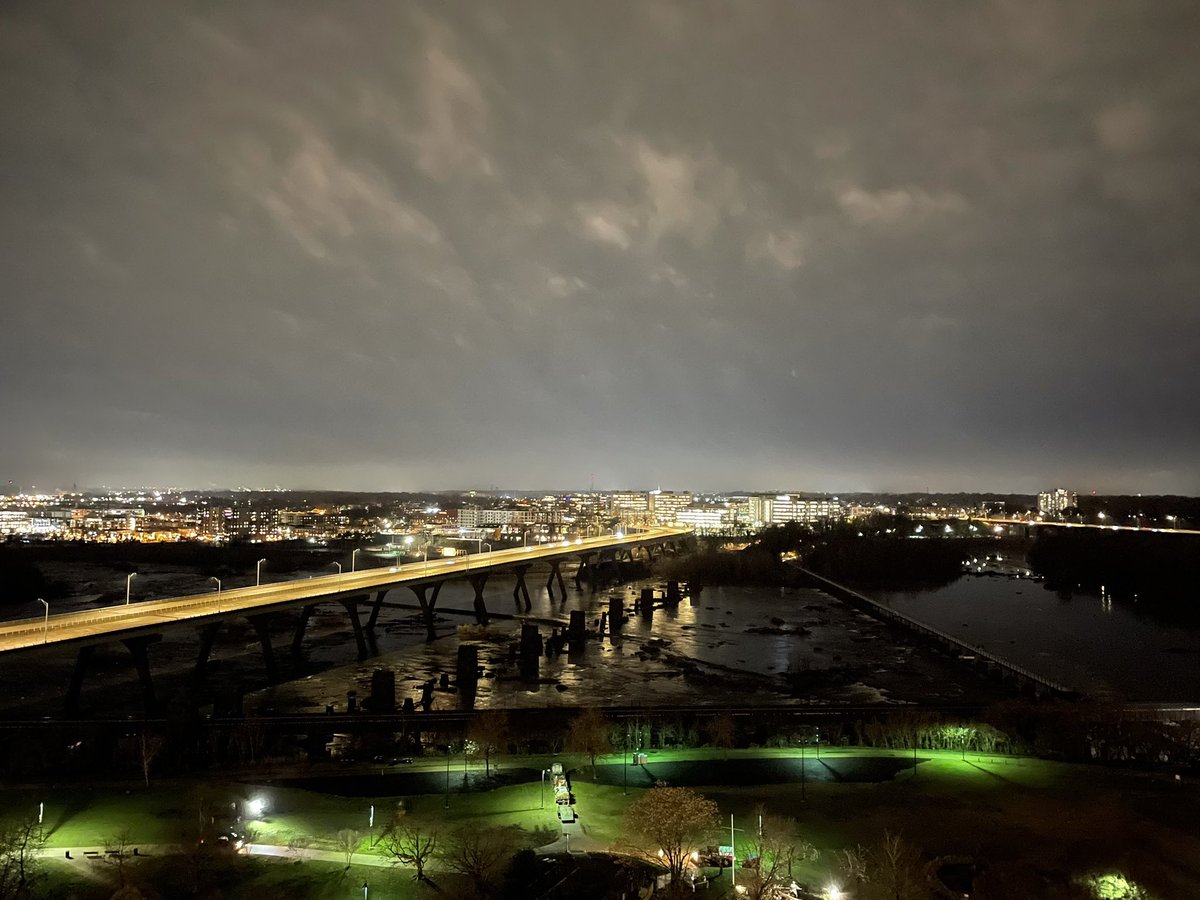Bill_Lund's tweet image. View from the ninth floor of the @CoStarGroup building at the @rvatechcouncil networking event last night!  #networking #SQLDataNow @sqldatapartners