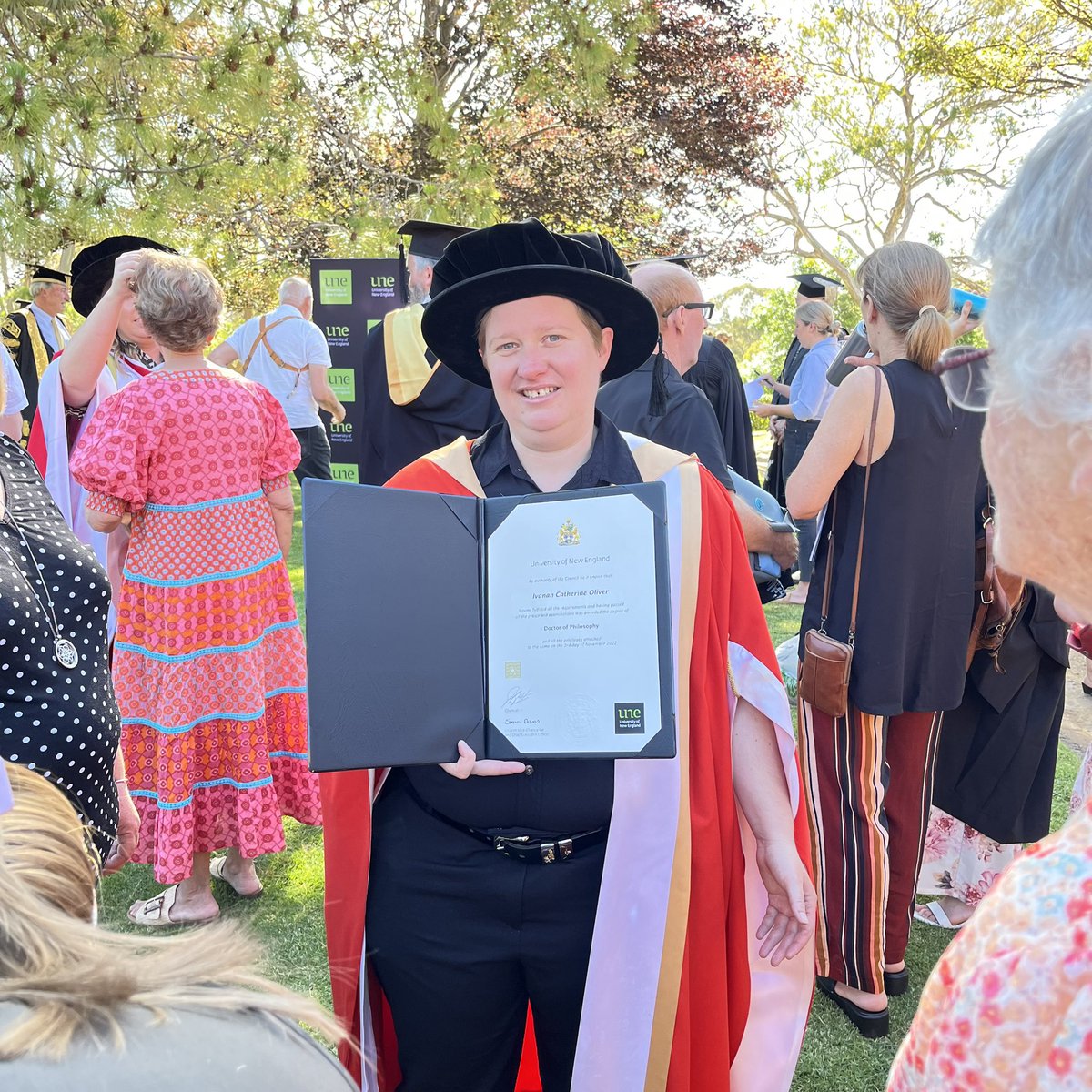 ResearchCarbon's tweet photo. Congratulations to Dr Ivanah Oliver on your PhD graduation. Well done and be very proud of all your accomplishments 🧑‍🎓🥳⭐️    #UNEgraduation @UniNewEngland @CottonHubUNE https://t.co/jMpQaW0L87