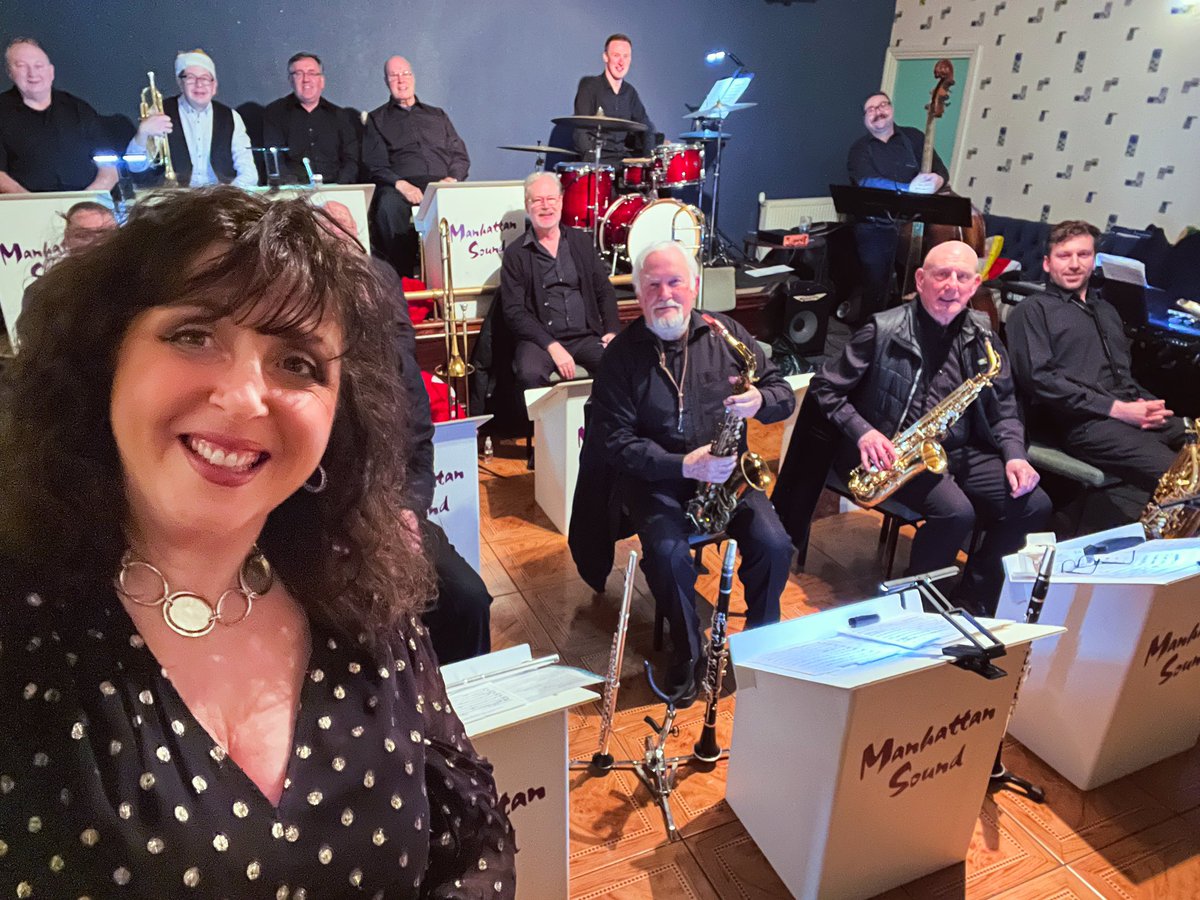 Great night last night at #themoorland in Cleckheaton. Thanks to Kev and family for hosting us all these years! We’ll see you next year. #christmas #thanks #bigbandjazz #big #coldweather