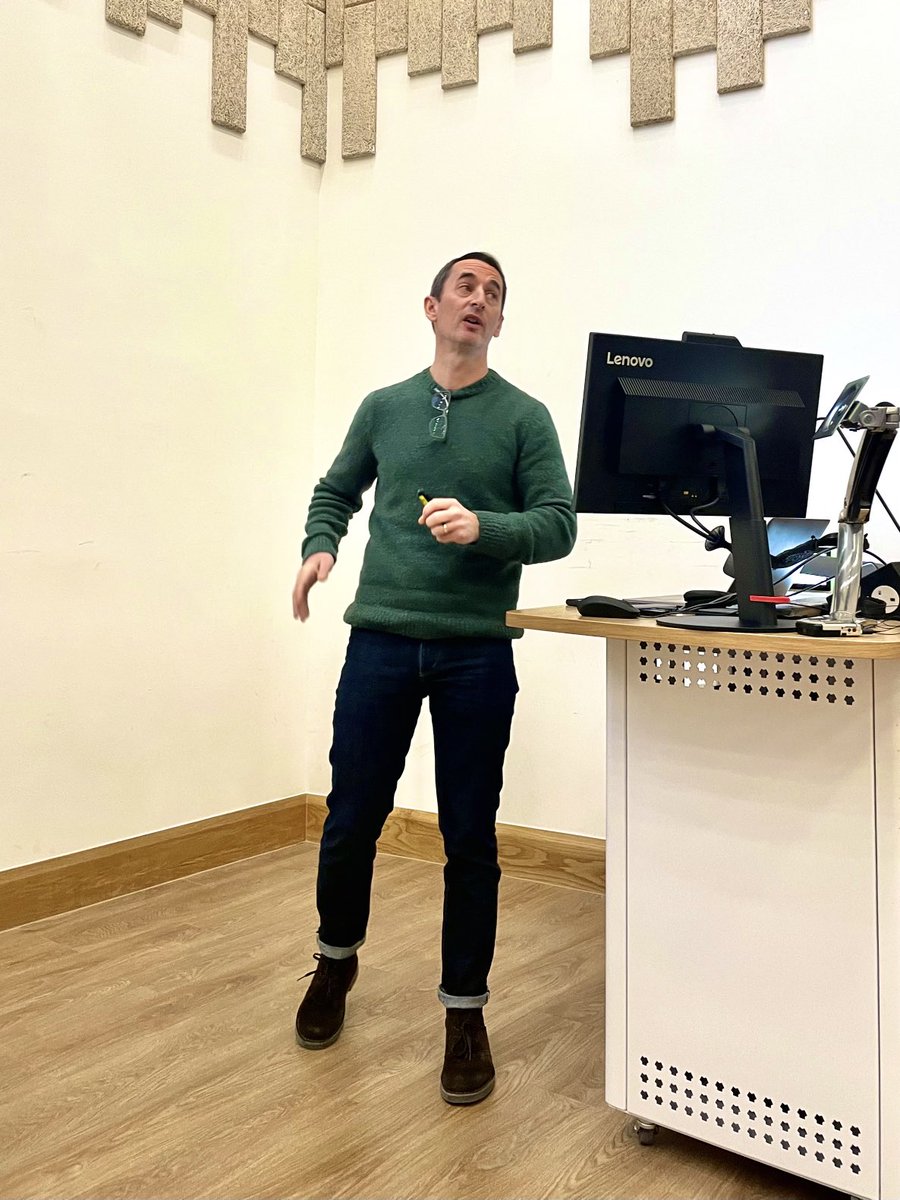 insight_centre's tweet image. is the English Premier League competitive? Prof ⁦⁦@NialFriel⁩ in his Insight Winter Lecture explains football #probabilitymodels without equations 🤔 ⚽️#BayesianStatistics #football ⁦@ucddublin⁩ ⁦@DCU⁩ ⁦@UCC⁩ ⁦@uniofgalway⁩ ⁦@scienceirel⁩