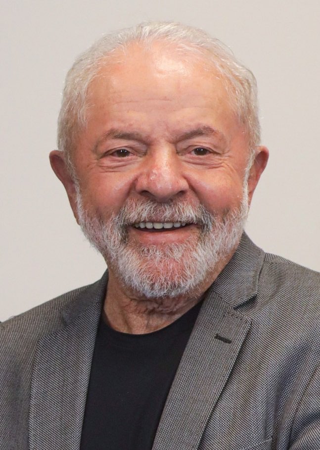 CaillonWin's tweet photo. @Heramacronard @Lycrem2 Aussi impressionnante que son voisin d'à coté, le President #Lula, condamné à 12ans de prison il y a 3ans, et pourtant president du Bresil de nouveau
On appelle cela des condamnations politique pour les empecher de se presenter, vu qu'à chaque fois ils gagnent
#procespolitique https://t.co/eJ28lSKsVL