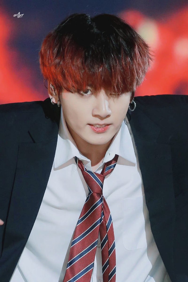 Veronica_012486's tweet photo. We need behind-the-scenes footage from Dreamers' mv and the opening show. Please value Jungkook's personal activities! 
BIGHIT RESPECT JUNGKOOK
@BIGHIT_MUSIC 
@bts_bighit
#RESPECTJUNGKOOK https://t.co/Ce006tDGov