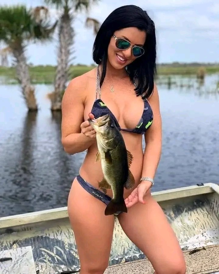 itfishingfamily's tweet photo. Happy Bass!!😍🤗 https://t.co/2ud0TPC1rJ