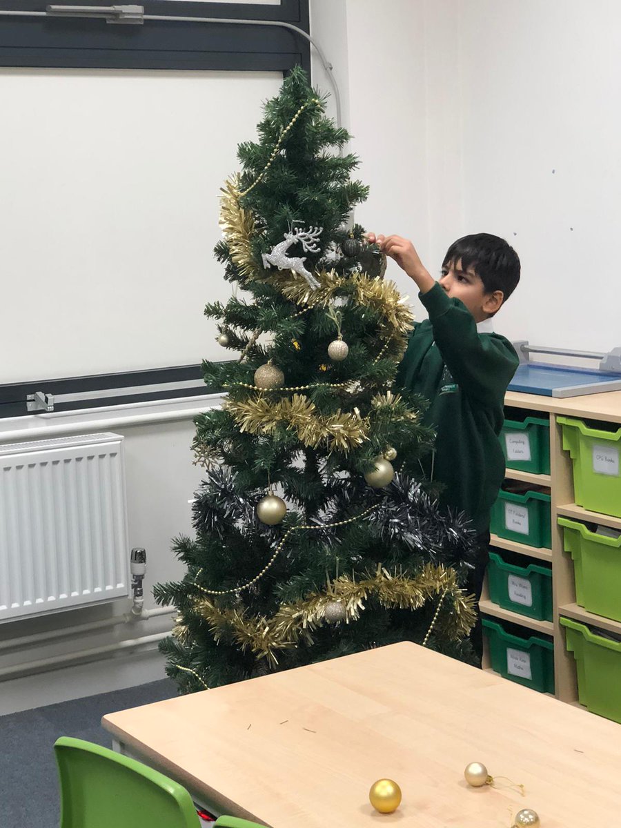 mountpleasantps's tweet photo. We are getting Christmas ready!  We love our new reindeer! https://t.co/O8k13T7tRA
