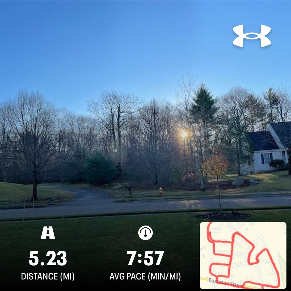BHLevesque's tweet photo. One of those weeks where itโs been tougher to get motivated. Once you crank out that 1st set of squats tho the switch flips. #LegDay #running #fitness #doworkson #outdoorcardio week 142 https://t.co/0XQtvBR4aE