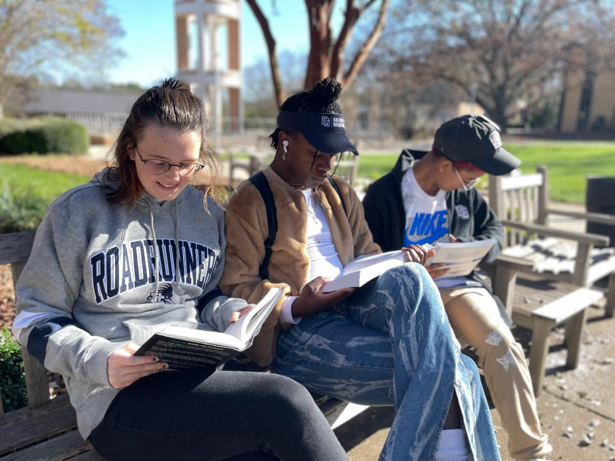DSbookstore's tweet photo. Good luck with finals! Finished classes early? Beat the rush and return your rentals to the DSC Bookstore now! All rentals will be due Wednesday, December 14th. 📘 https://t.co/8i6CNEywCd