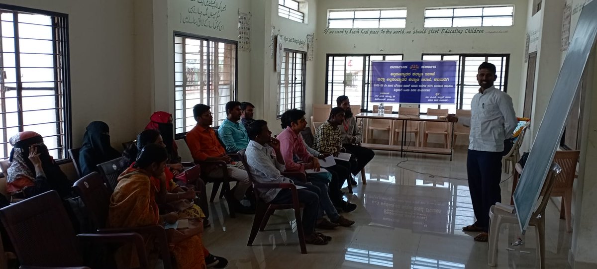MWDKalaburagi's tweet photo. Under the Flagship of #Goal100% Result, today MWD Kalaburagi organised Orientation program to Science and Mathematics Teachers of  MAMS(Model schools)
#KarnatakaMWD
@Captain_Mani72 @BhaktaKoodalag1 @DOMGOK https://t.co/eDSJJeQ1YN