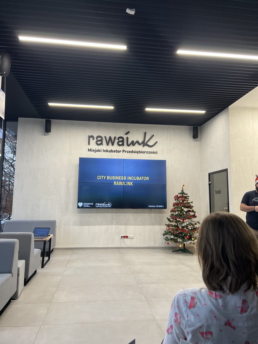 Entrepreneur_eu's tweet photo. The second meeting of the ‘Entrepreneur’ project took place this week at Katowice, in Poland!
#entrepreneurproject #entrepreneur #funding #highereducation https://t.co/M3Yd6WvJ0r
