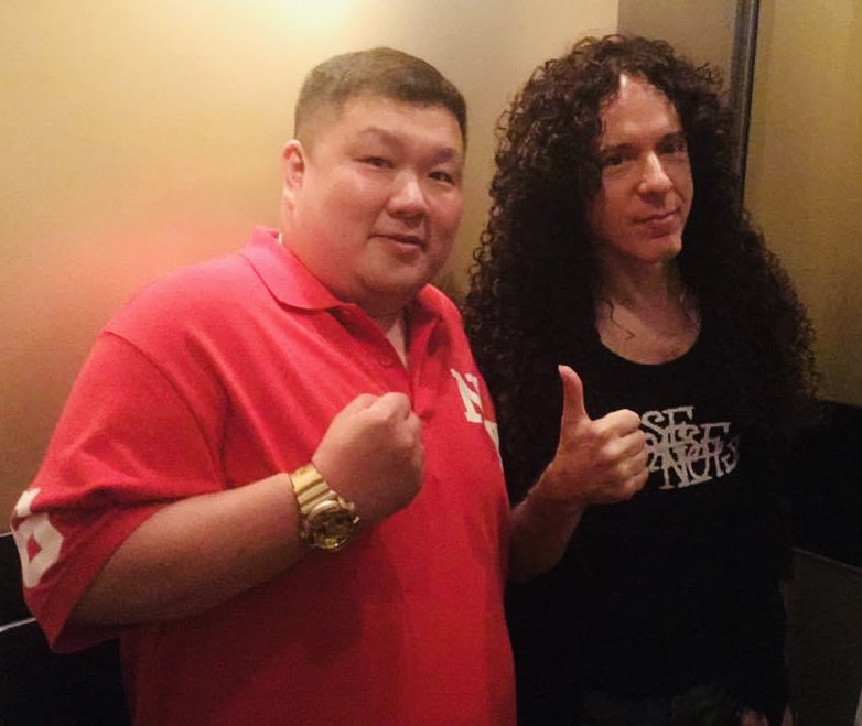 HAPPY BIRTHDAY to Marty Friedman Enjoy your day sir      