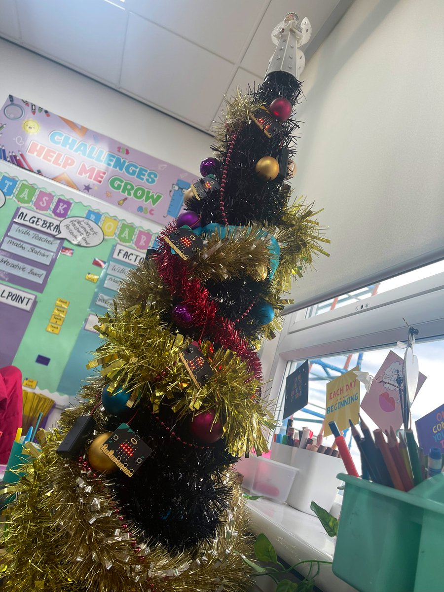 themessyteacher's tweet photo. Our P7s loved their Code Along yesterday! @DigiLearnScot @microbit_edu πΎ Lots of problem solving, trial and error, music knowledge and coding tips shared. π‘ We canβt wait for next week! π€©π @MrsC_P7sTaRs #edutech #digitallearning #enquiryskills #microbitScot https://t.co/pIBAbkbnez
