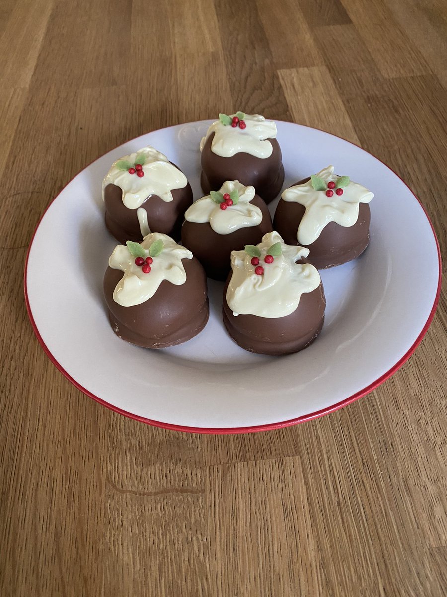 Tunnocks but make them Christmassy!