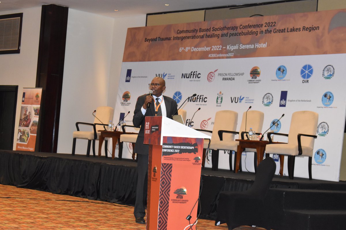 CBS__Rwanda's tweet photo. #CBSConference2022 afternoon session: Ongoing presentations by Dr. Peter Kalimba @pfrwanda and Diogene Karangwa: (1) Assessment of psychosocial reintegration of genocide prisoners in #Rwanda
(2) Voices of the post-genocide generation: challenges and lessons learnt https://t.co/gEQc1SsXsn