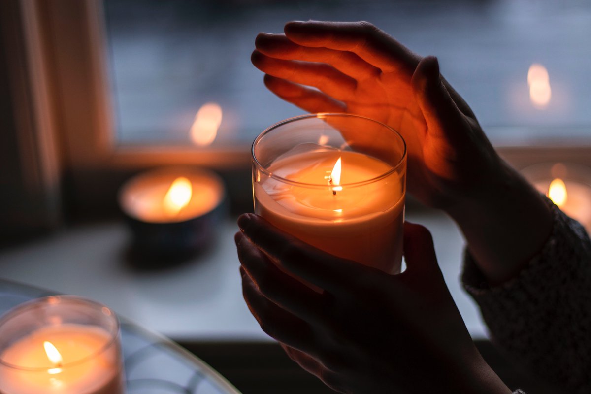 CoopFuneralcare's tweet photo. To mark the end of #NationalGriefAwarenessWeek, light a candle at 6pm to show your support for those grieving.

If you or anyone you know needs support, you can find advice here https://t.co/OZWf2Aidlx

#NGAW22 https://t.co/UTwAkag7uP