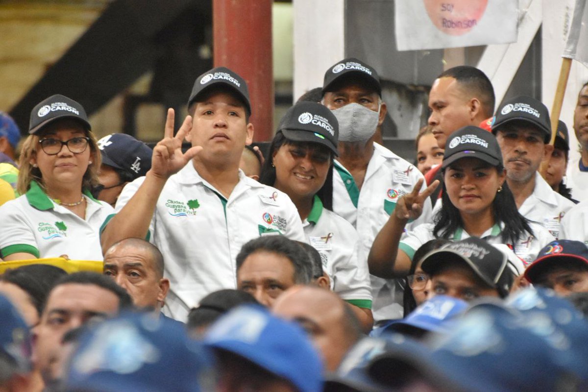 torrealbaf's tweet photo. Los CPTT son la principal herramienta para el empoderamiento del Poder Popular en las fábricas, estamos haciendo revolución y construyendo el socialismo con la producción de riquezas que serán distribuidas justamente al Pueblo venezolano. 

@NicolasMaduro 
#PlenoComoLaLunaLlena https://t.co/FUufBXcLy7