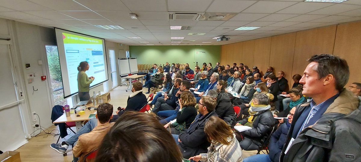 ESS_France's tweet photo. • #ESS &amp; filières #REP #réemploi • 

C'était le dernier speed meeting de l'année ce matin à Angers en Pays de la Loire ! +75 personnes réunies pour rencontrer @RefashionEcoorg , @Ecologic_France , @ecosystem_eco , @ValdeliaPro et @ecomaison_actu, les éco-organismes présents! https://t.co/2qNUTSl3Te