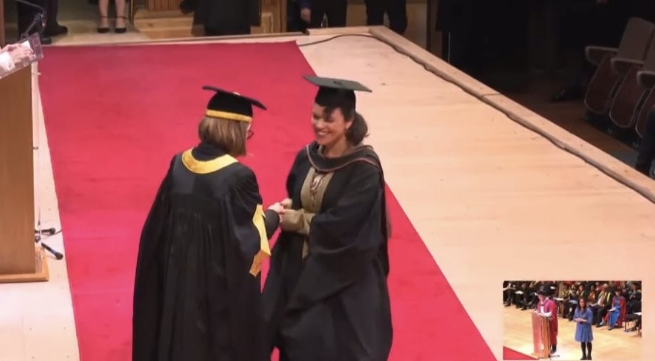 kat_themans's tweet photo. I’m an MA Applied Theatre graduate ahhhhhh! Worked hard and I’m feeling proud. Grateful for all of the opportunities I had and fab people I met along the way… now for more learning in the big ol world! Onwards… https://t.co/8L0g08PoUl