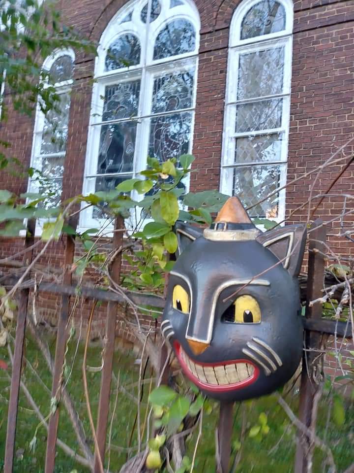 vonphuckstick's tweet photo. @PastorAlexLove Seen outside a place of worship. The enemy is closing in.

God save us. https://t.co/umb8zoNQRC