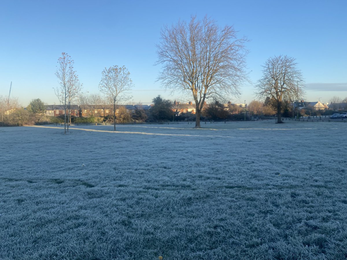 Natalie Fox (Churney) tweet media