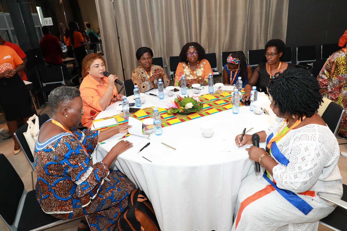 onufemmesCIV's tweet photo. Jour 2 du Forum @unwomenafrica des mouvements des ♀️ activistes en Afrique de l'Ouest et du Centre : Partage d'expériences &amp; réflexions sur les stratégies pour la prévention &amp; la réponse à la violence à l'égard des femmes et des filles ✊🏾. #16Jours #PushForward #OrangezlAfrique https://t.co/izMQeGCeFF