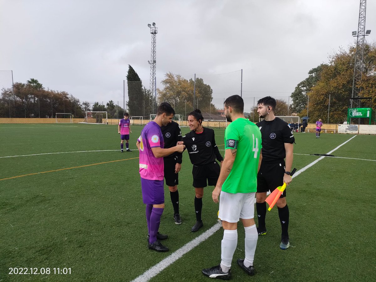 Paabliiitoooo's tweet photo. Debut en Primera Andaluza, mucha clase https://t.co/RF6dBYLJYp