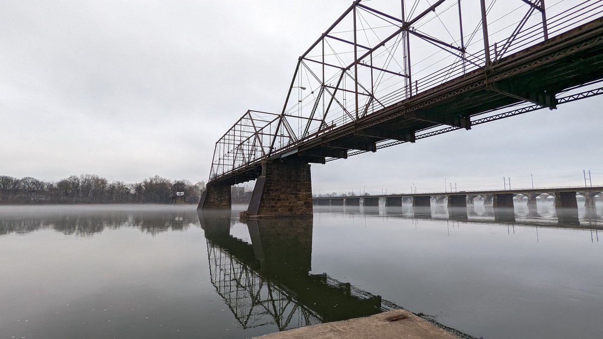PABridgeGuy's tweet image. Walked along the Susquehanna yesterday in the fog.
