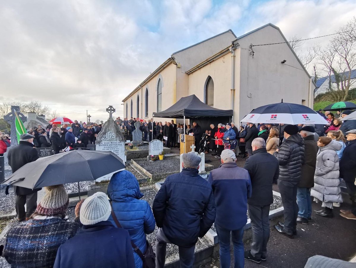 centenary2022's tweet photo. Today, #100yearsago  Dick Barrett , alongside Joe McKelvey, Rory O’Connor and Liam Mellows were executed in reprisal for the death of Seán Hales despite playing no part in it. On Sunday last the @centenary2022 Commemoration was held for Dick at his graveside in Ahiohill. https://t.co/xd4ucTKcmQ