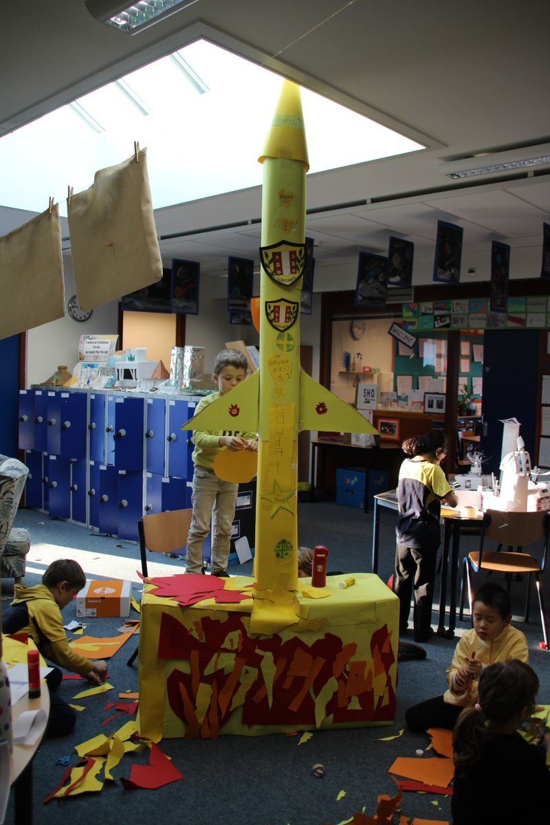 BSNJSL's tweet photo. #BSNJSLin Space was rocket fantastic! From individual space rockets to the amazing collaborative house rockets. @BSNJSL there are lots of budding designers &amp; engineers! #ScienceTechnologyEngineeringMaths https://t.co/1Rlr5ZunlE
