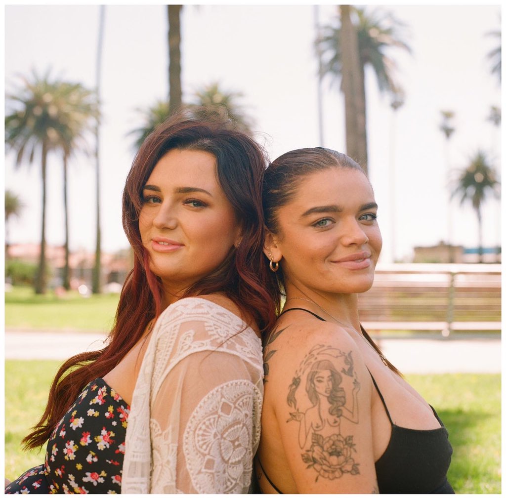 AselaDS's tweet photo. Shooting in St Kilda with Gertrude &amp; Tia ☀️😎

🎞 #kodakgold200
📷 #hasselblad500cm https://t.co/VvMtyvgPbF
