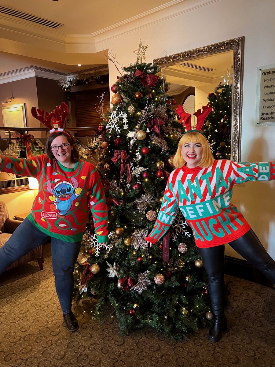 We’ve gone crackers for Christmas jumpers at Seymour Hotels Support Office and dusted off our festive favourites for #ChristmasJumperDay! 🎄🎅☃️