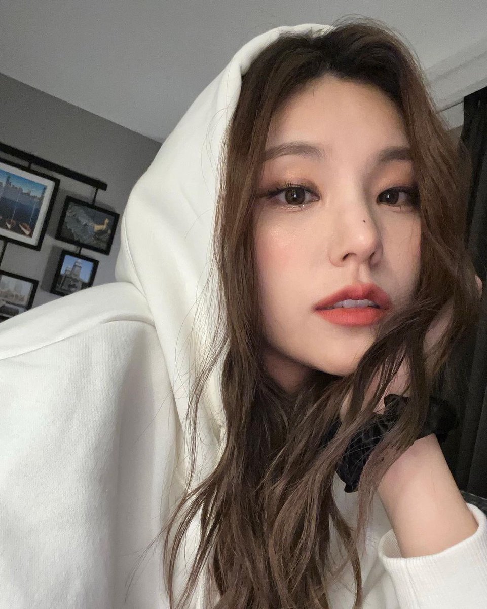 karoymi's tweet photo. ㅤ

ㅤㅤㅤ https://t.co/DyIid50Yrz