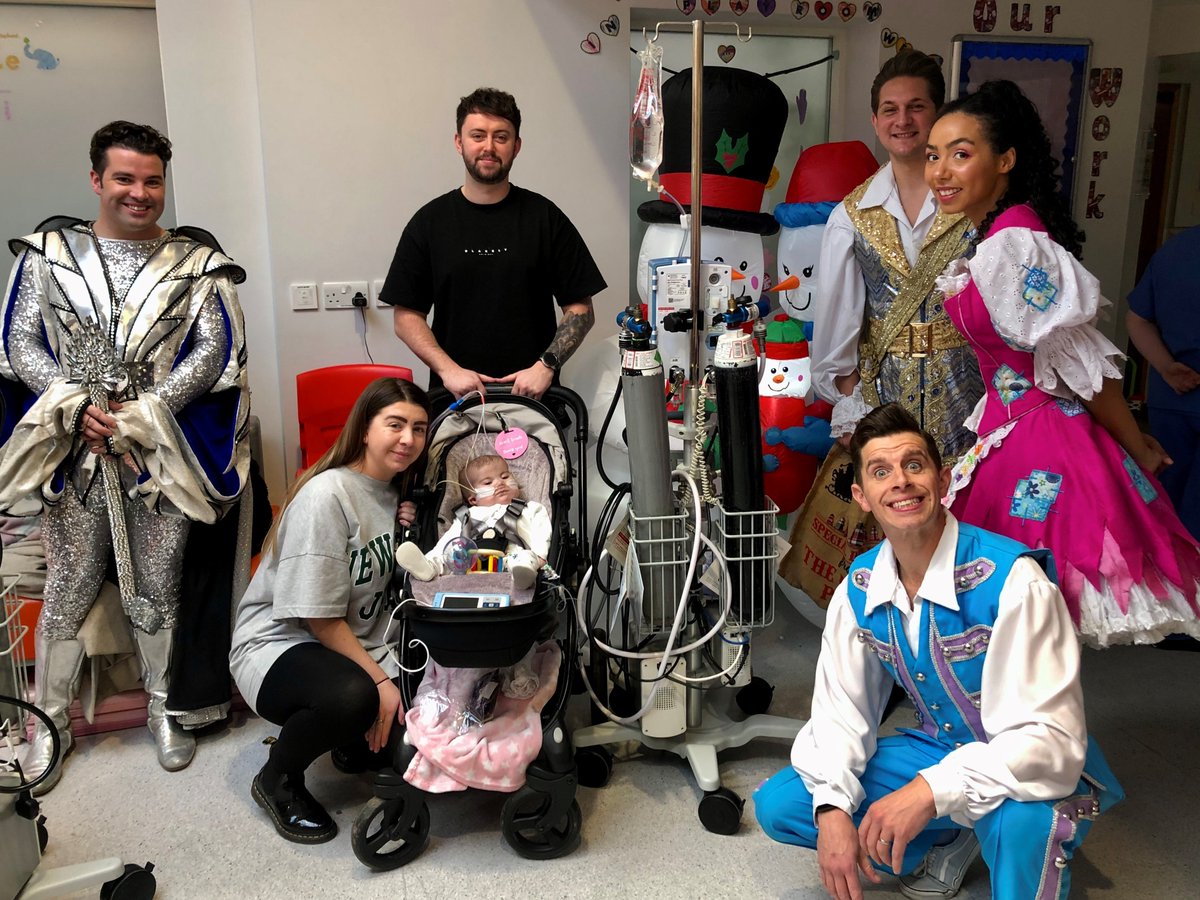 Newcastle_NHS's tweet photo. Thank you SO much to the stars of @TheatreRoyalNew pantomime Cinderella for visiting our young patients at the Children's Heart Unit today! ❤️🎄 You really made their day and brought some ✨ festive magic ✨ https://t.co/LsvHSxKADu