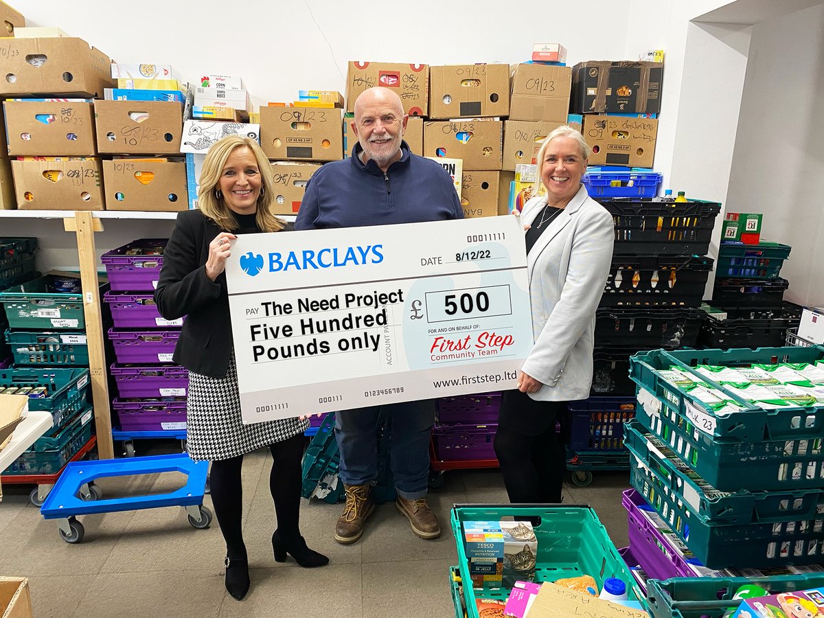 FirstStepTeam1's tweet image. #CommunitySpirit🥰🌟We&apos;re pleased to donate to The Need Project once again this Christmas. Earlier today Deb and Nick from the office went to see Gordon at The Need Project HQ, Stotfold, where they presented a £500 cheque. #TheNeedProject  #GivingBack #EstateAgents