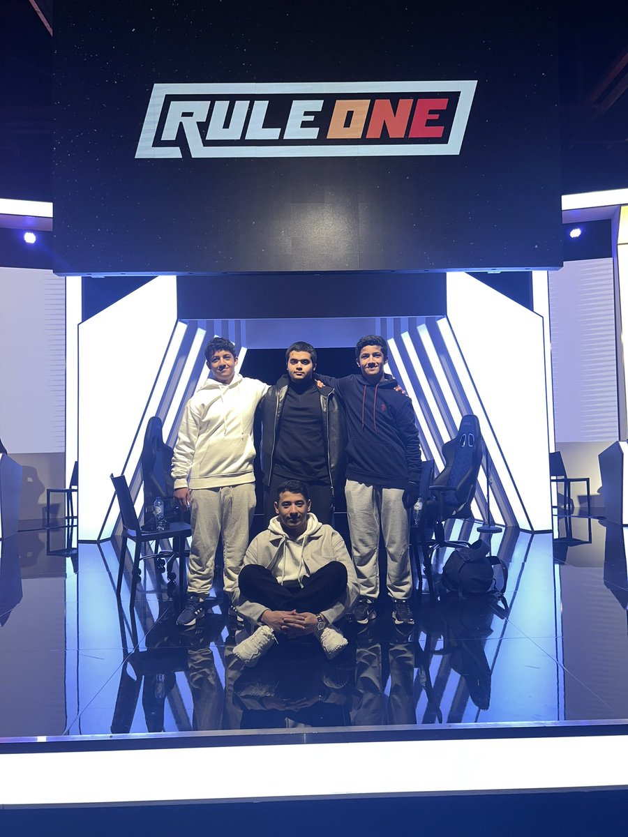 RuleOneGG's tweet photo. 📸🤩 https://t.co/NcMo1zCYor