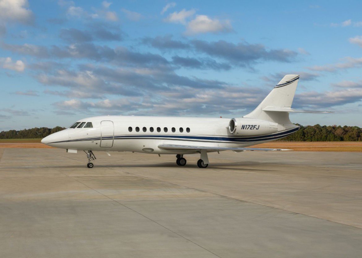 ParAvionLtd's tweet photo. F2000EX SN072 new to market! EASy II/Cert4, ESP Gold/MSP, immaculate! DM or call PAL for details. #falcon #2000EX #bizavworks #falconlady https://t.co/7gPsGNS5f8