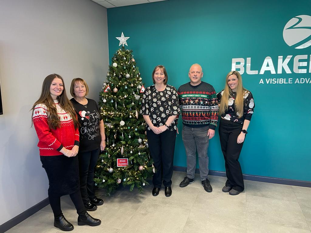 Happy Christmas Jumper Day............Sleighing it!!!
<a href="/BlakedaleLtd/">Blakedale Ltd</a> 
<a href="/NorthgateVHire/">NorthgateVHire</a> 
#christmasjumperday #christmasjumper #festiveseason #trafficmanagement