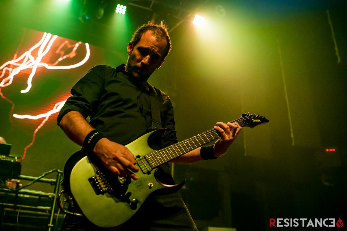 ResistanceZine's tweet photo. #Galeria revisa nuestras postales del show de
@SAMAELOfficial junto a los nacionales @Folkheim
Galería completa en https://t.co/ZccgvHvyPL
#Chile #Metal #conciertochile #Metalchile #metalchileno #Samael #Folkheim https://t.co/4KF95nq1pC