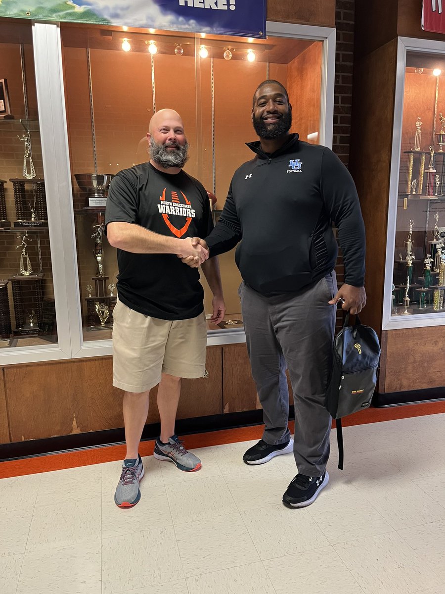 NEWarriorsFB's tweet photo. Thank you @coach_KB90 for coming back “home”.  Your heart for mentorship is admirable and we look forward to seeing you again soon!  Safe travels from the Warrior football family https://t.co/1gzPOy9Ilp