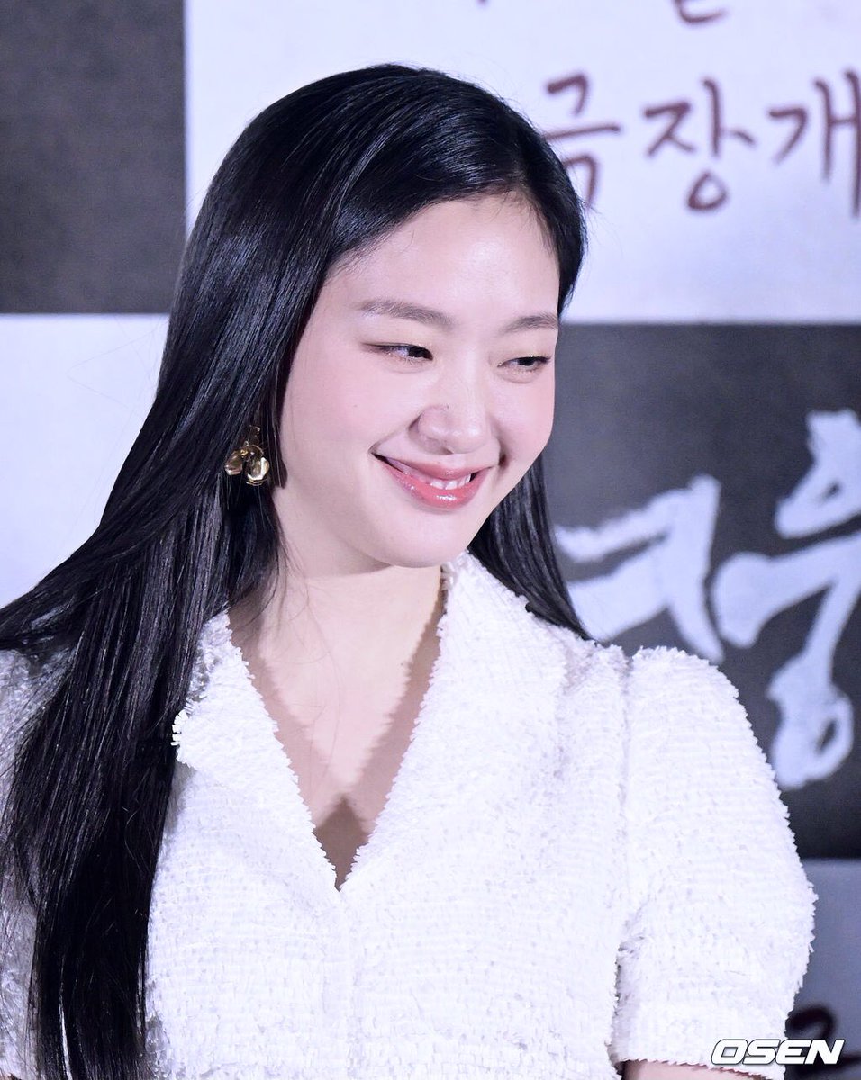 goeunscreen's tweet photo. #KimGoEun https://t.co/hCDXvDQUSz
