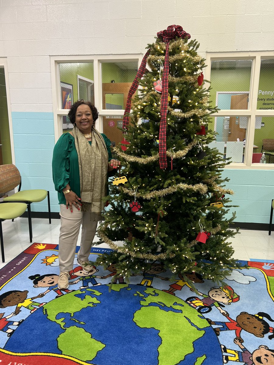 Congratulations to Ms. Pierce for being named as the new assistant principal at River Bend Elementary School! They are getting an excellent leader and more importantly, a wonderful person!!❤️🐼🎉🎉