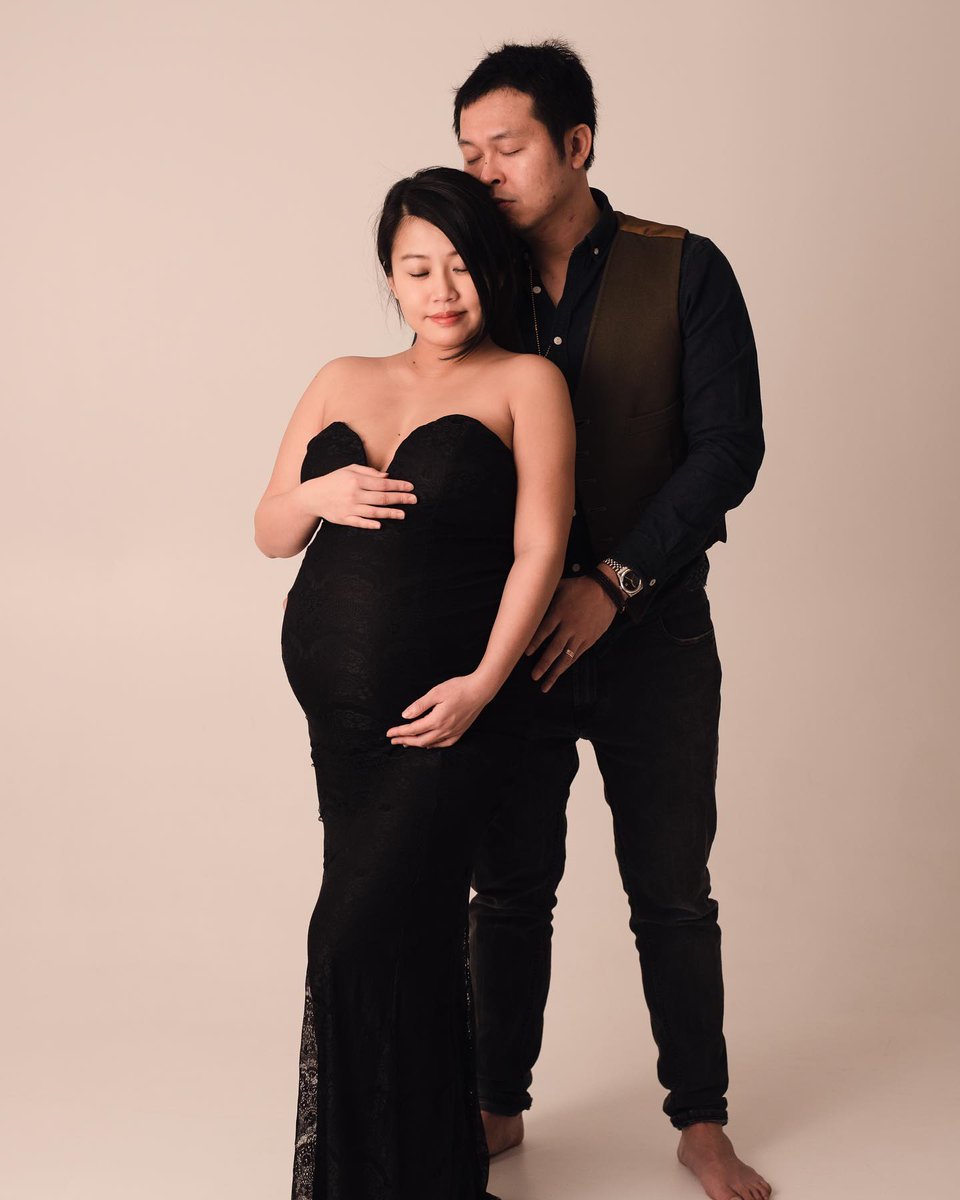TinyToesbyAggi's tweet photo. The pregnancy glow that can't be ignored or denied❤️

Did you know that your partner and children can join in at no extra cost? 📷

#Maternity #Maternityphotoshoot #London #Earlsfield #Smallbusiness #Maternityphotographer https://t.co/Up0yg2Fn4Z