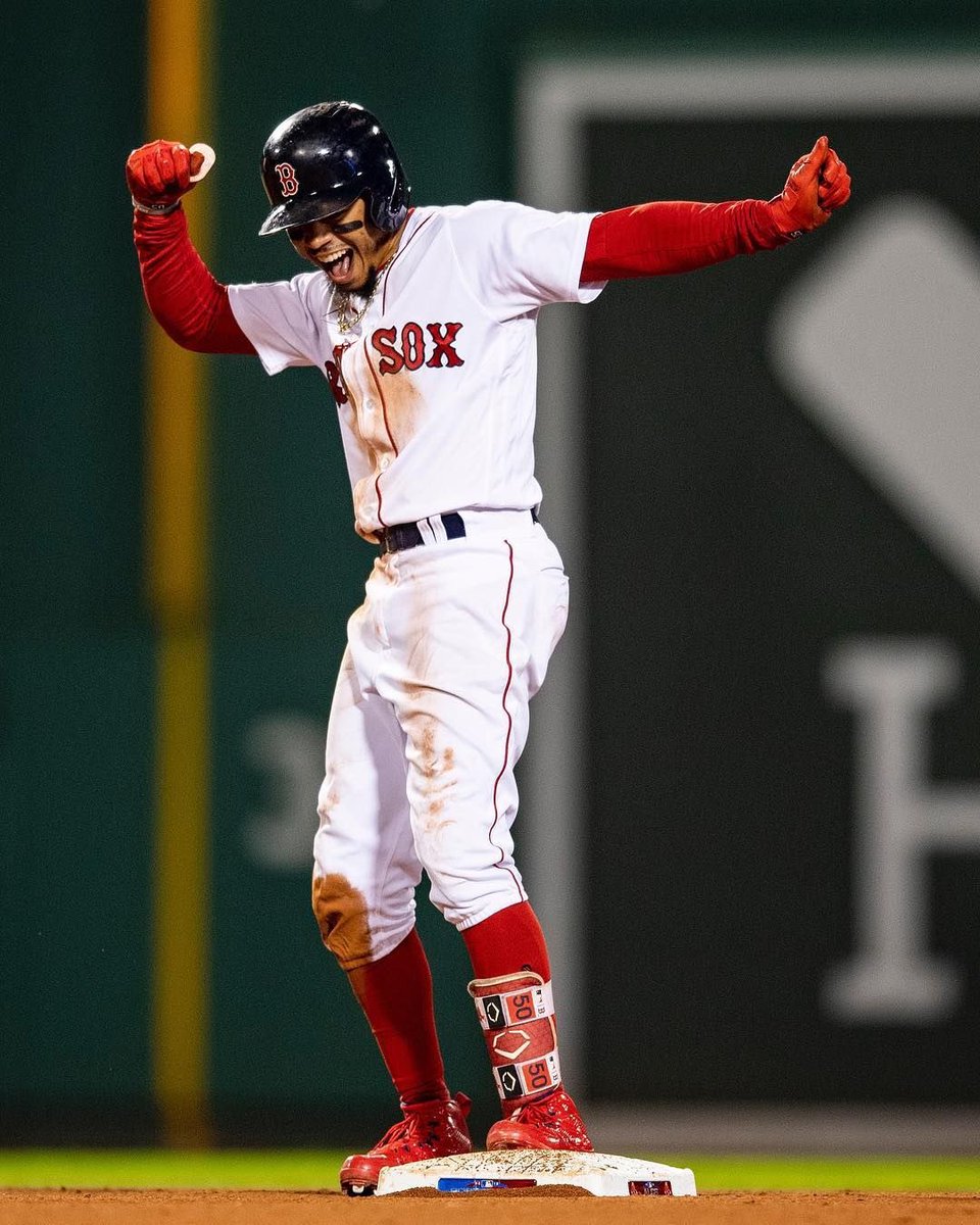 presleyhaddon's tweet photo. “Hey Alexa, play ‘I’m So Lonesome I Could Cry’.” 

How much more of this do we have to take? 😭 @Jared_Carrabis @tylermilliken_  @Steve_Perrault @ColeyMick Fix it Boston. https://t.co/uEahZBHzIU