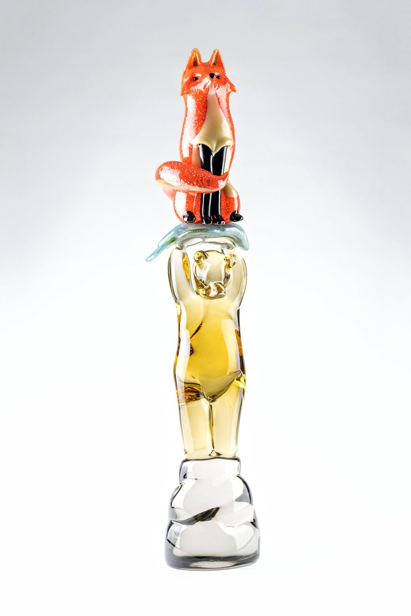 Habatatglassart's tweet image. An amazing collaboration piece by @danfriday x @jasonchrisglass coming for their show opening next Saturday, December 17th. 🐻🦊 Habatatgalleries.com
.
#habatatgalleries #fineart #contemporaryart #sculpture #glassart #glasssculpture #totem #artcollector