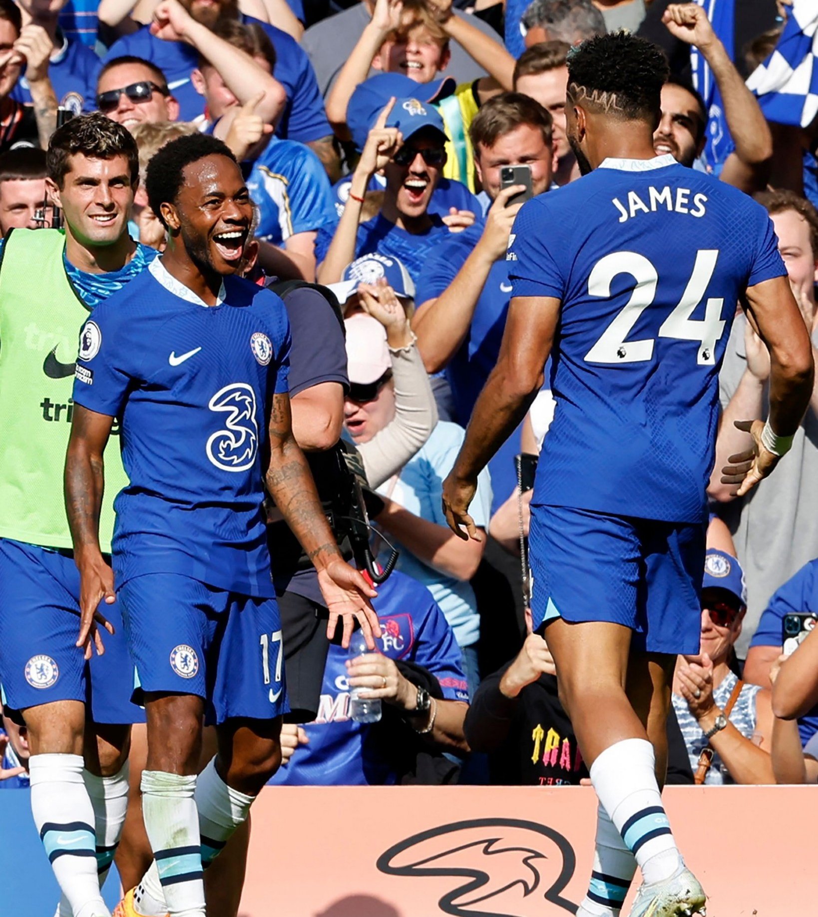 Happy Birthday to Reece James and Raheem Sterling.

Key players for Chelsea\s present and future. 