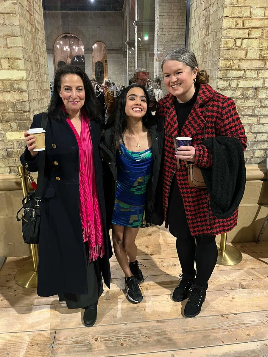AnnaFiorentini's tweet photo. About last night! Anna and Rhiannon attended the Gala Performance of Bugsy Malone at Alexandra Palace to support Fiorentini Mosson Agency client, Mia. 

Mia is absolutely wonderful as Blousey, so don't miss this incredible show while it's in London, it really is criminally good! https://t.co/vmlrgJTLEY