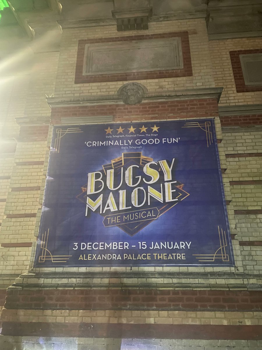 About last night! Anna and Rhiannon attended the Gala Performance of Bugsy Malone at Alexandra Palace to support Fiorentini Mosson Agency client, Mia. 

Mia is absolutely wonderful as Blousey, so don't miss this incredible show while it's in London, it really is criminally good!