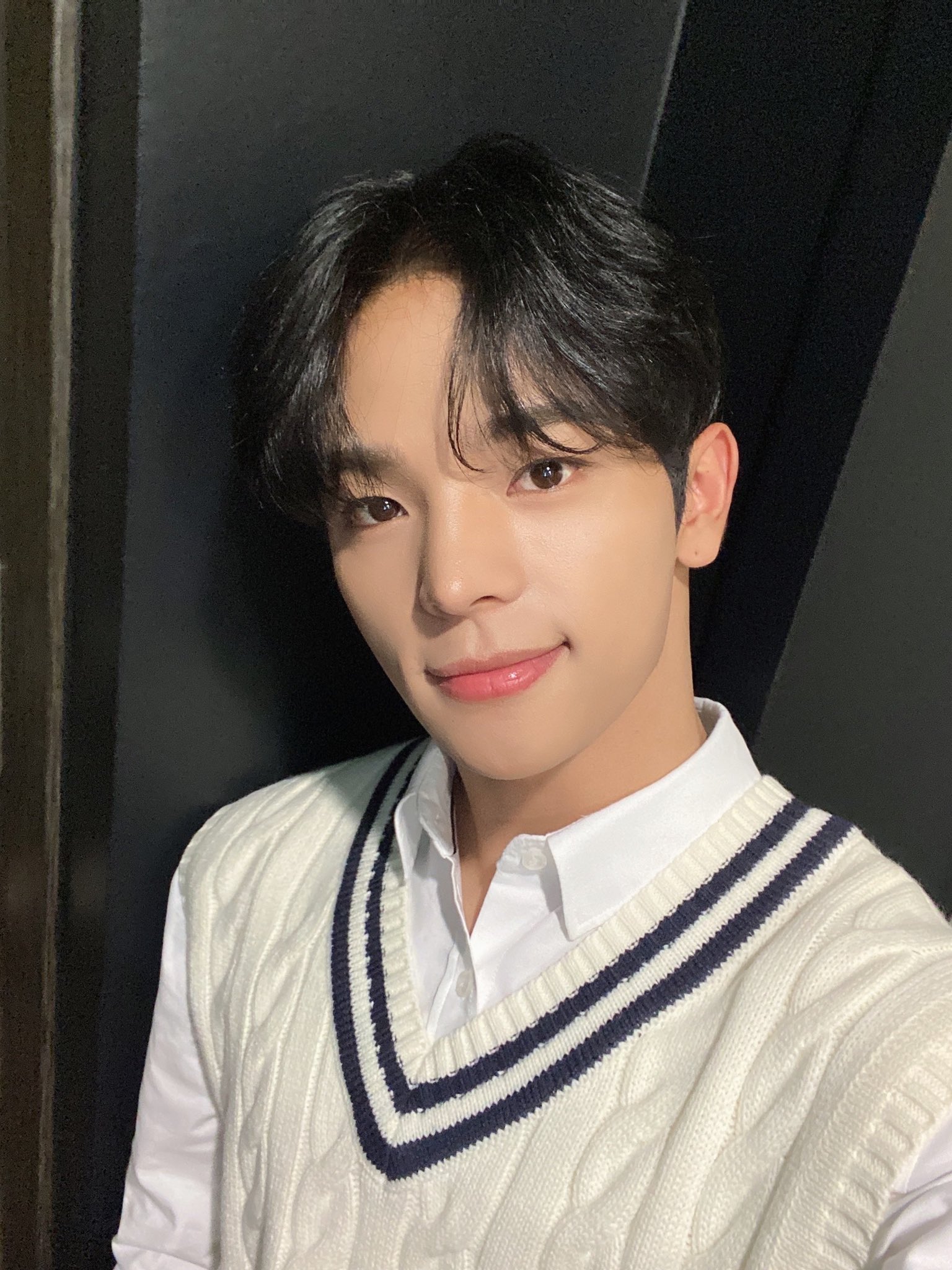 Hope met woojin!🐻 (cubvee) / Twitter