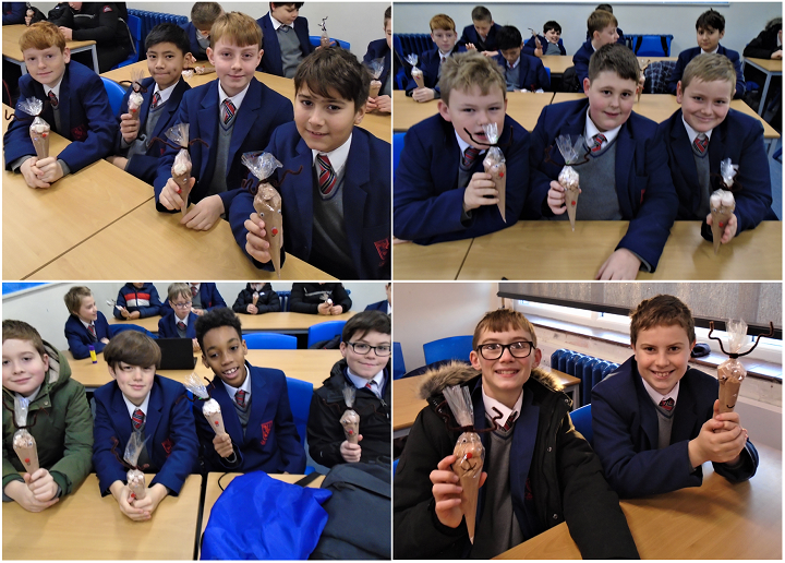 WellacreAcademy's tweet photo. We are very "fawn'd" of these Hot Chocolate Reindeer that Miss Harrison's form, 7.5, and P6 Reading Club, have made! 

These fabulous creations will be donated to Wellacre's @CyrilFlint Reverse Advent #ThankYou #Community https://t.co/gdpENz2HlY